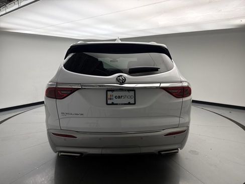 Used 2023 Buick Enclave Essence w/ Experience Buick Package image 4
