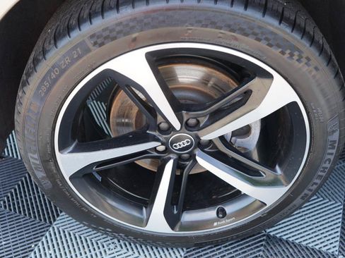 Used 2019 Audi Q7 3.0T Prestige AWD/4WD image 34