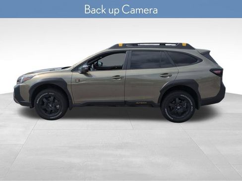 Used 2025 Subaru Outback Wilderness AWD/4WD image 7