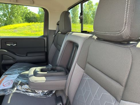 New 2026 Nissan Frontier SV w/ SV Convenience Package AWD/4WD image 34
