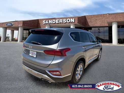 Used 2020 Hyundai Santa Fe SE FWD image 3
