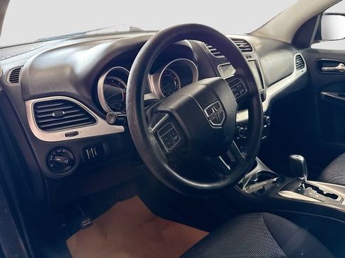 Used 2016 Dodge Journey SXT w/ Comfort/Convenience Group FWD image 10