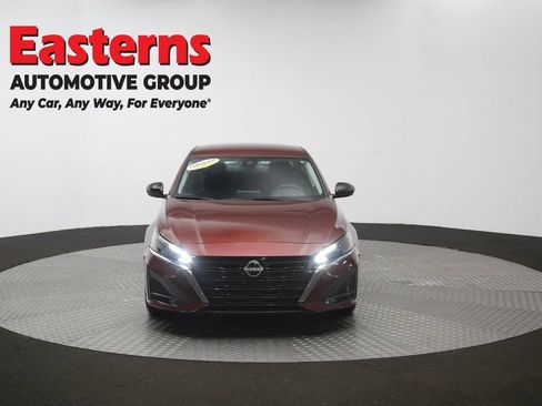 Used 2024 Nissan Altima 2.5 SV FWD image 42