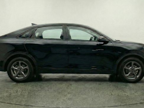 Used 2025 Kia K4 FWD image 11