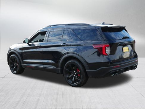 Certified 2020 Ford Explorer ST w/ ST High-Performance Pack image 5