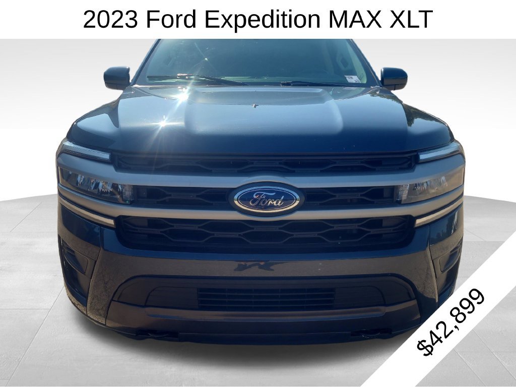 Used 2023 Ford Expedition Max XLT AWD/4WD image 2