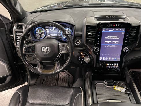 Used 2019 RAM 1500 Limited AWD/4WD image 14