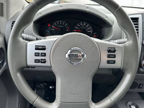 Used 2020 Nissan Frontier S image 22
