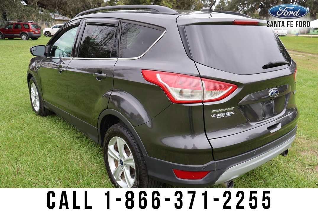 Used 2015 Ford Escape SE w/ Equipment Group 201A FWD image 4