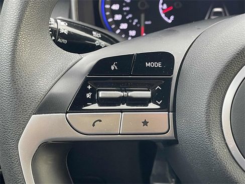 Used 2024 Hyundai Santa Cruz SE image 16