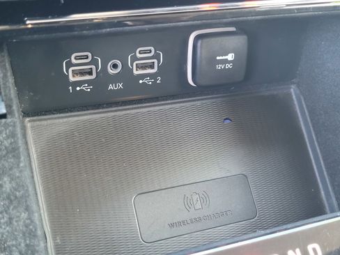 Used 2021 Jeep Grand Cherokee L Laredo w/ Luxury Tech Group I image 21