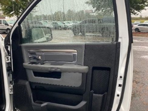 Used 2017 RAM 2500 Tradesman w/ Power & Remote Entry Group image 7