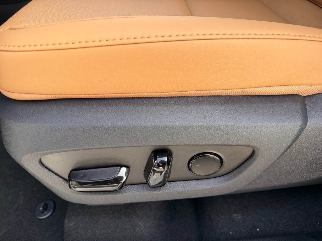 New 2026 Lexus NX 350h AWD w/ Premium Package image 13