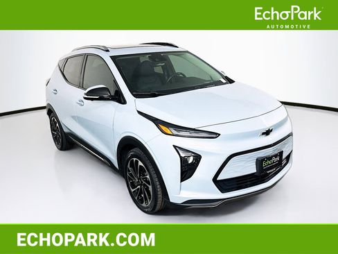 Used 2022 Chevrolet Bolt EUV Premier w/ Sun & Sound Package image 1