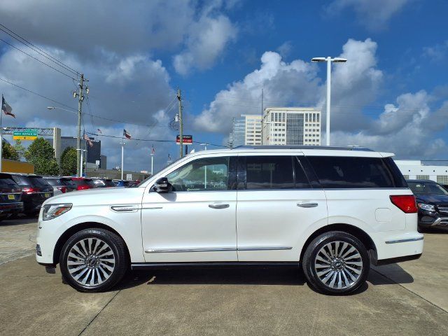 Used 2019 Lincoln Navigator Reserve AWD/4WD image 24
