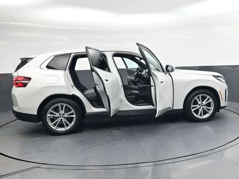 Used 2025 BMW X3 xDrive30i image 37
