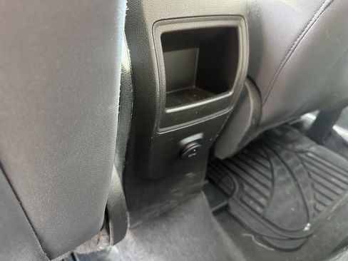 Used 2015 Ford Escape SE image 17