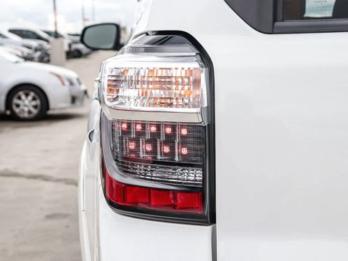 Used 2024 Toyota 4Runner TRD Off-Road image 12