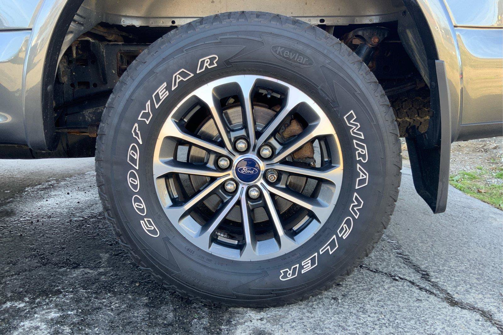 Used 2019 Ford F150 XLT w/ Equipment Group 302A Luxury AWD/4WD image 30