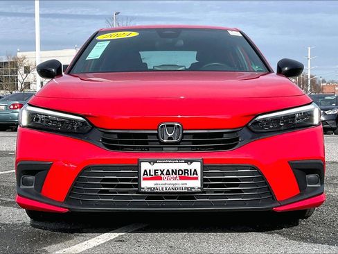 Used 2024 Honda Civic Sport image 3