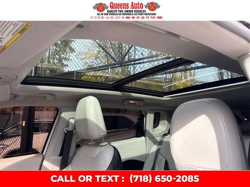 Used 2018 Jeep Compass Limited w/ Navigation Group image 24