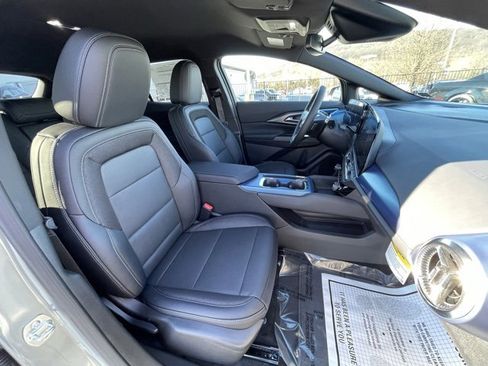 New 2026 Chevrolet Equinox EV LT w/ LPO, Tech Bronze Package image 31