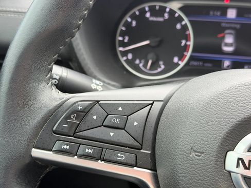 Used 2021 Nissan Sentra SV FWD image 21