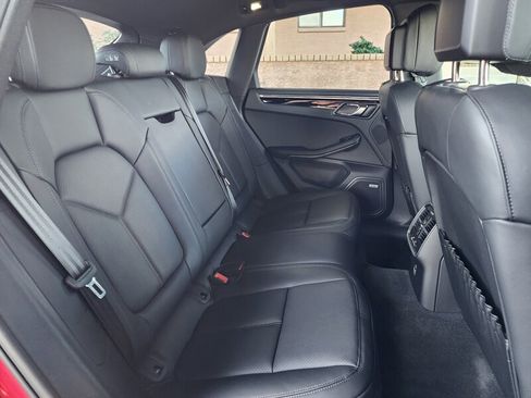 Used 2024 Porsche Macan w/ Premium Plus Package image 67