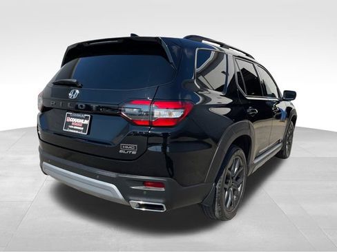 Used 2024 Honda Pilot Elite image 5