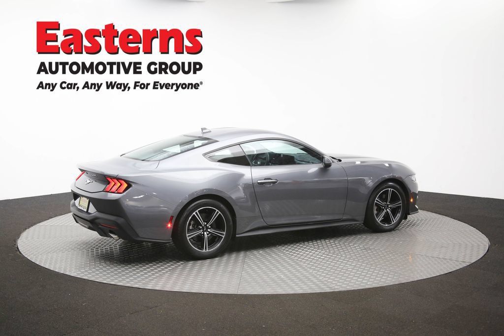 Used 2025 Ford Mustang Coupe RWD image 41