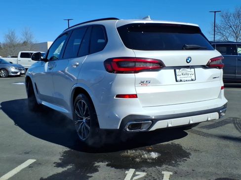 Used 2022 BMW X5 xDrive40i w/ M Sport Package image 7