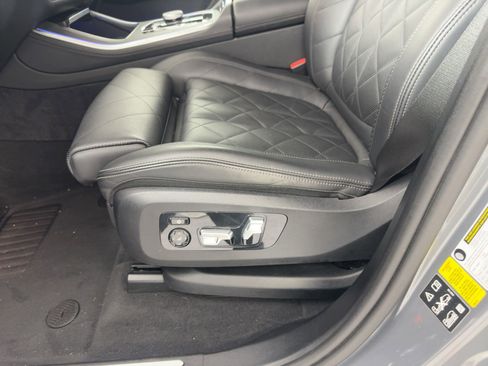 Used 2024 BMW X5 xDrive40i image 15