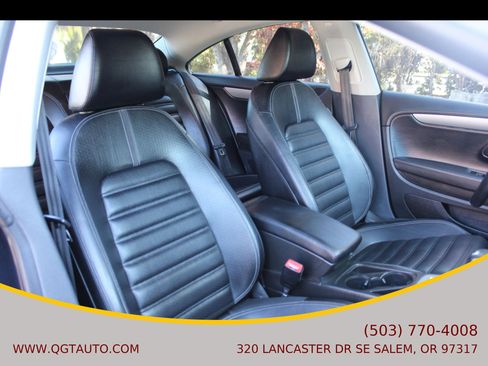 Used 2011 Volkswagen CC Sport image 19