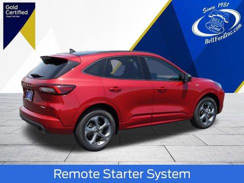 Certified 2024 Ford Escape ST-Line w/ Tech Pack #1 AWD/4WD image 3