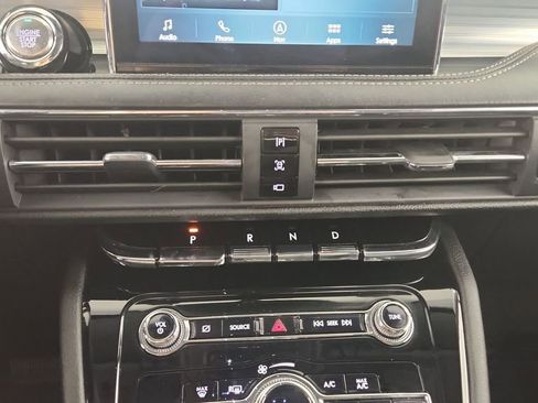 Used 2022 Lincoln Corsair AWD w/ Equipment Group 101A image 29