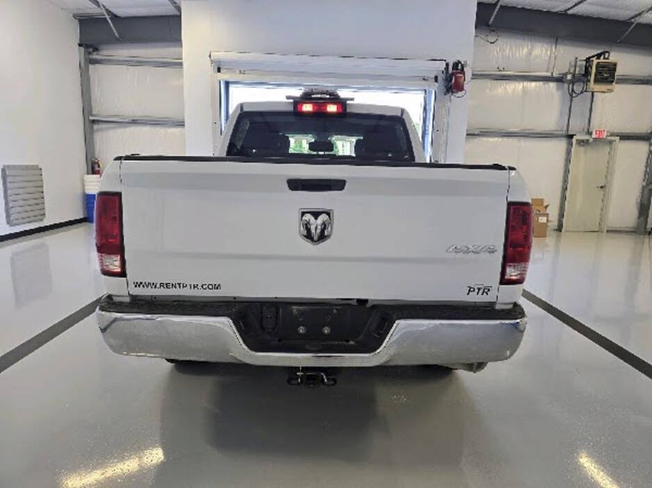 Used 2022 RAM 1500 Tradesman w/ Chrome Appearance Group AWD/4WD image 8