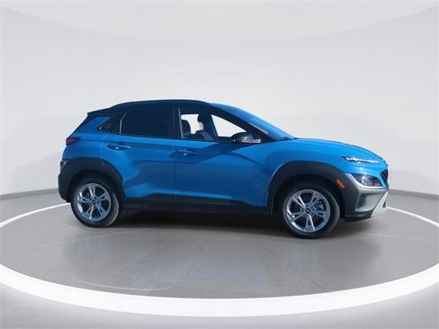 Used 2023 Hyundai Kona SEL image 9