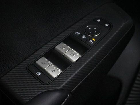 New 2026 Mitsubishi Outlander SE image 16