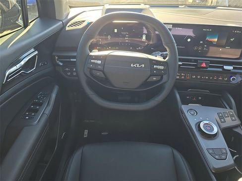New 2026 Kia Sportage SX Prestige image 14