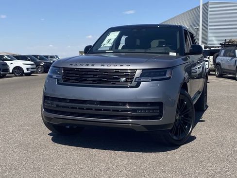 New 2025 Land Rover Range Rover Long Wheelbase SE image 3