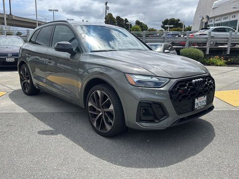 Used 2024 Audi SQ5 Premium Plus w/ Premium Plus Package AWD/4WD image 4