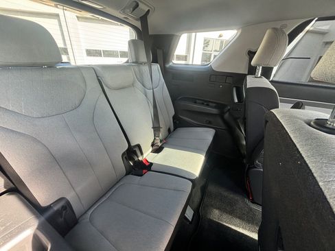 Used 2022 Hyundai Palisade SEL w/ Convenience Package image 18