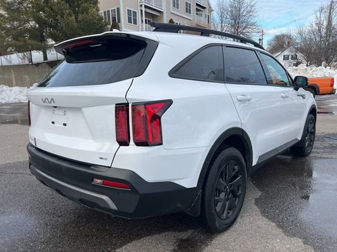 Certified 2023 Kia Sorento S image 4