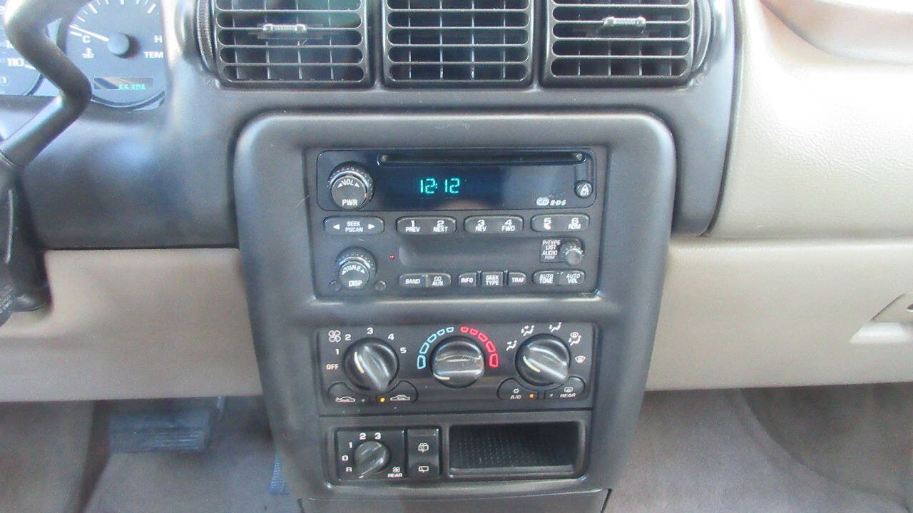 Used 2002 Chevrolet Venture Plus FWD image 33