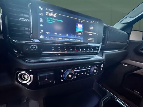 Used 2024 Chevrolet Silverado 1500 ZR2 w/ ZR2 Bison Edition image 18