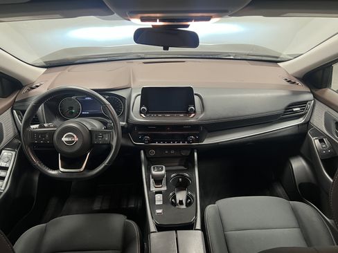 Used 2023 Nissan Rogue S image 12