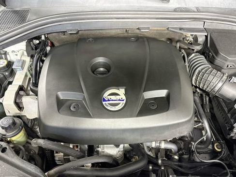 Used 2015 Volvo XC60 T6 Platinum FWD image 28