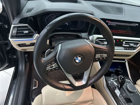 Used 2022 BMW 330i Sedan w/ Premium Package image 10