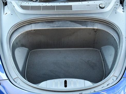 Used 2018 Tesla Model 3 Mid Range image 17