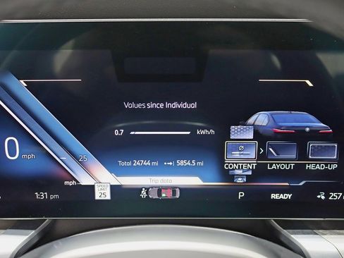 Used 2023 BMW i7 xDrive60 w/ Executive Package 2 image 17